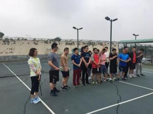 拾我活力，肆我青春——網(wǎng)球社首次活動(dòng)順利開(kāi)展